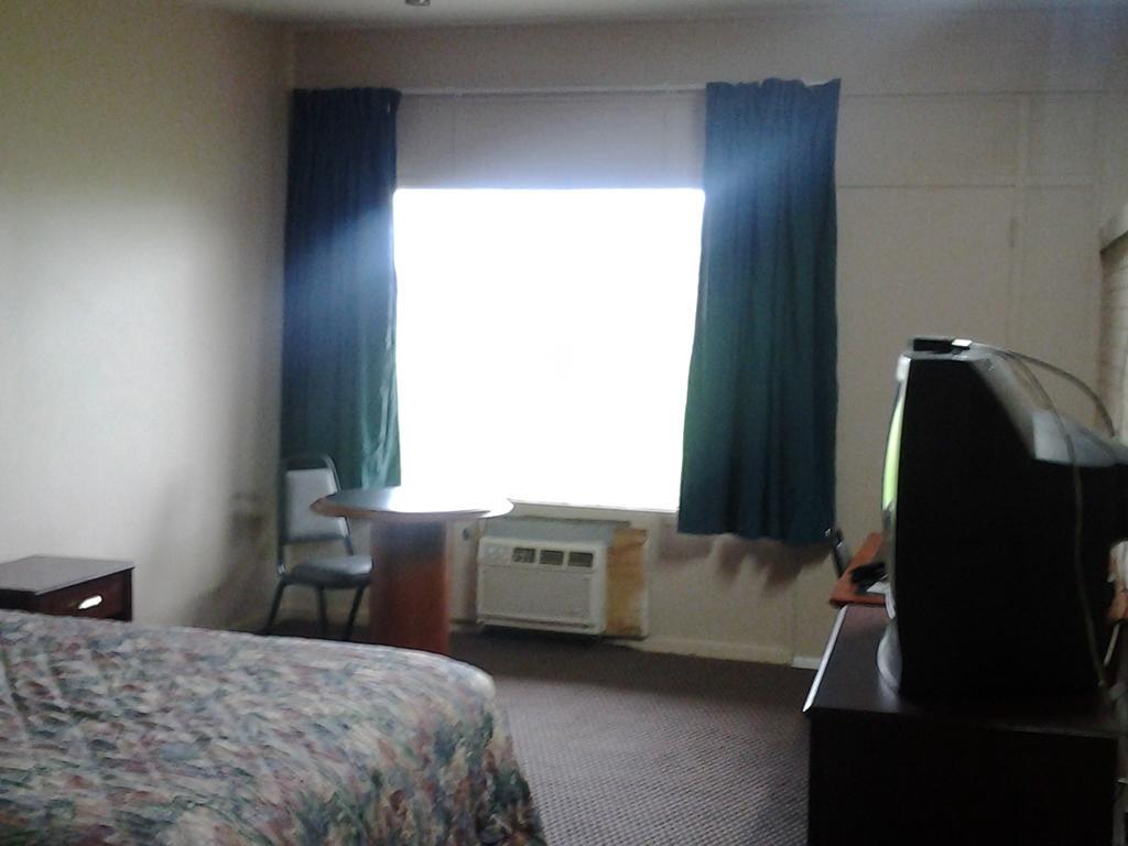 Lewis & Clark Motor Lodge East Alton Habitación foto